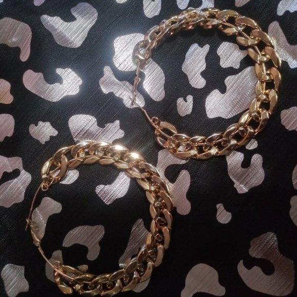 BIG Cuban Link Hoops - Picture 9 of 10